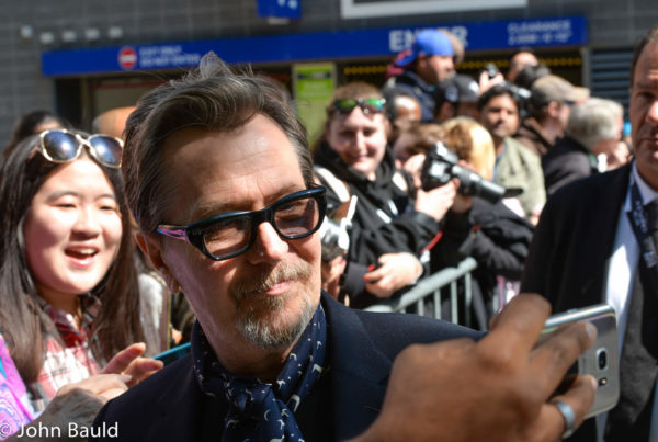 Gary Oldman (John Bauld)